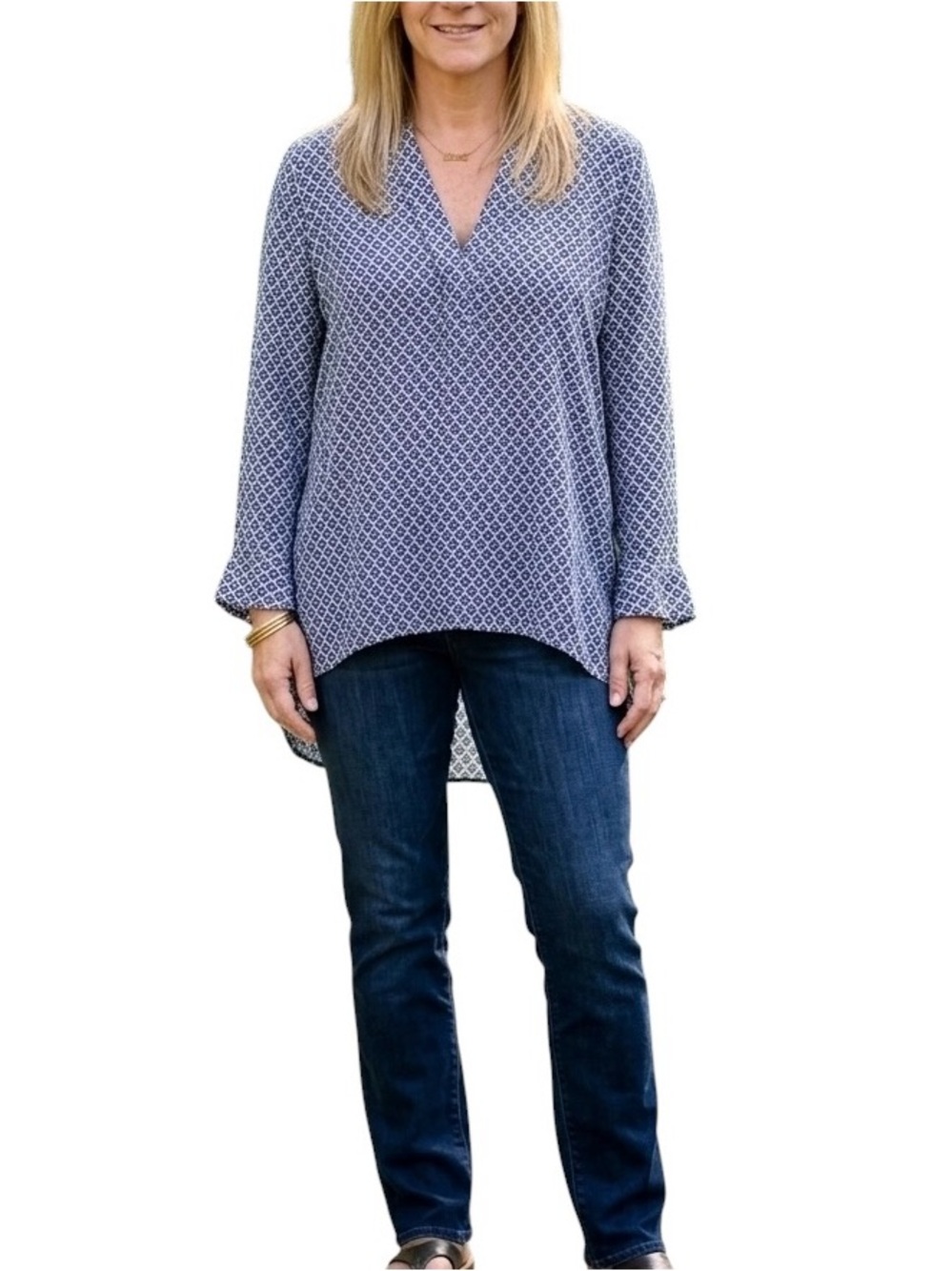 H&M tunic blouse. V neck, long sleeves.Size 12